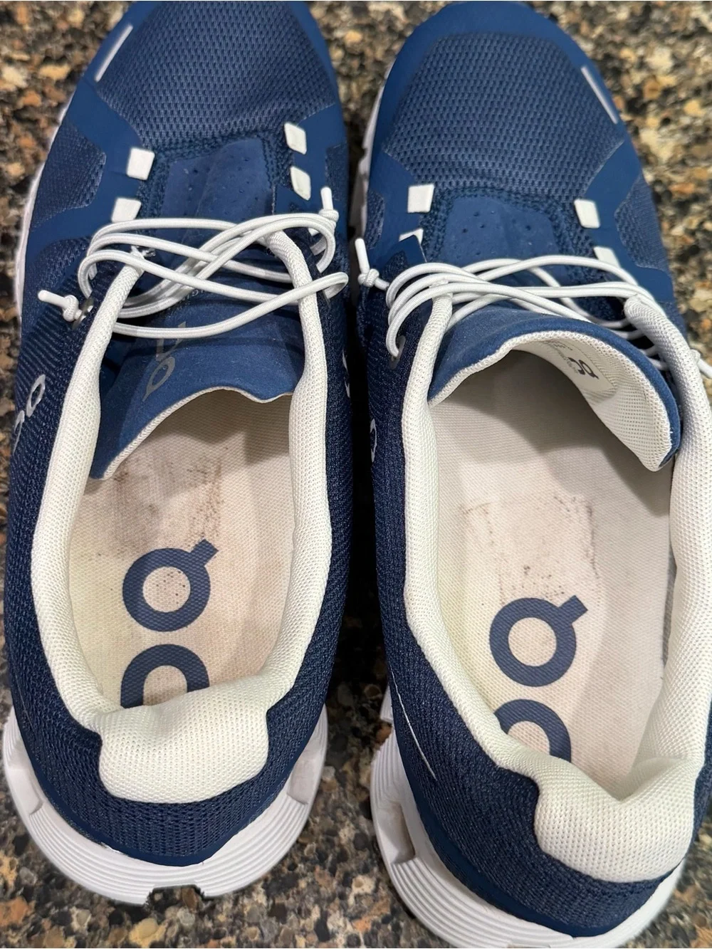 On Running ladies 10.5  Navy Blue Cloud-Style Sneakers